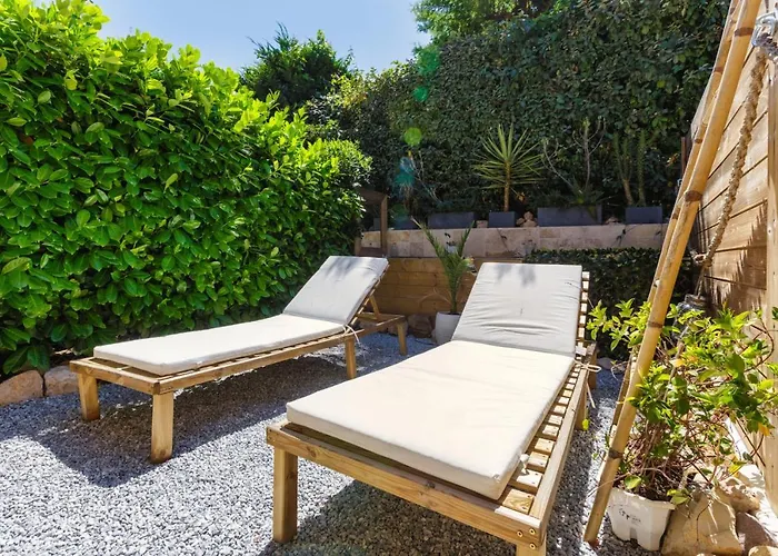 Virgile アパート サント・マキシム